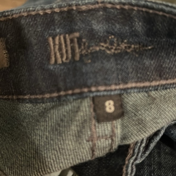 KUT FROM THE KLOTH Jessica Straight leg jeans like new Size 8 Blue Indigo - Picture 12 of 12